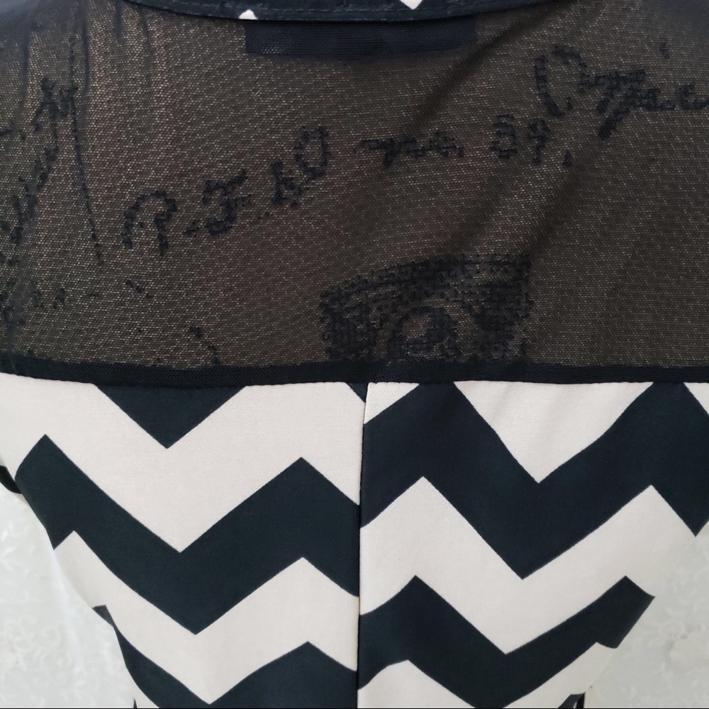 Ooh La La zig zag striped black and off white tee - Picture 7 of 7